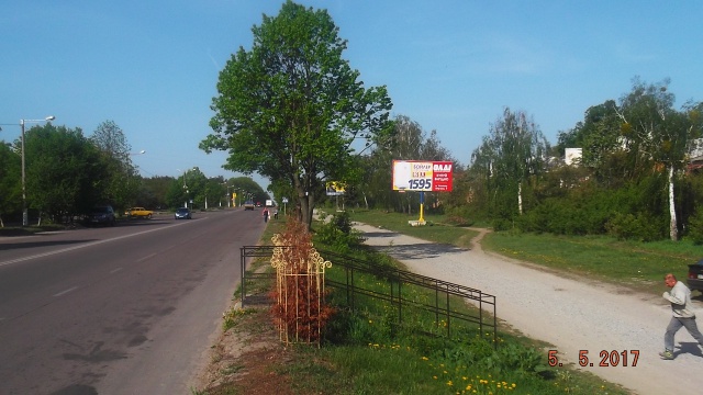 Щит 6x3, Коростишів в. Більшовицька 96, центральна вулиця, напрямок з Києва на Житомир, ст А Щит 6x3, Коростишів в. Більшовицька 96, центральна вулиця, напрямок з Києва на Житомир, ст А