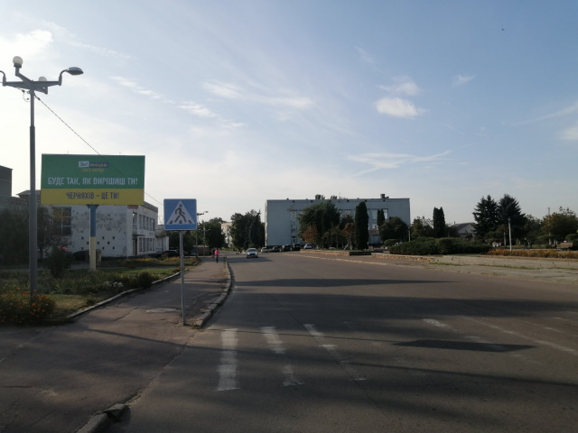 Щит 6x3, Черняхів в.Майдан Рад 5, центр міста,поряд адміністрація,будинок культури,банки, ст Б Щит 6x3, Черняхів в.Майдан Рад 5, центр міста,поряд адміністрація,будинок культури,банки, ст Б