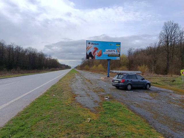 Щит 6x3,  Виїзд зі Звягеля на трасу Київ-Чоп, напрямок на Рівне ст.А